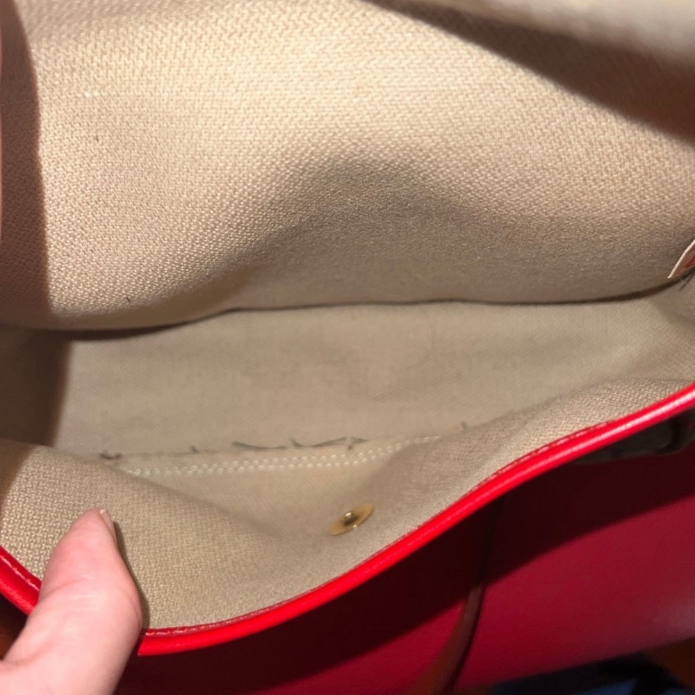 Dooney and Bourke vintage crossbody bag - Picture 7 of 8